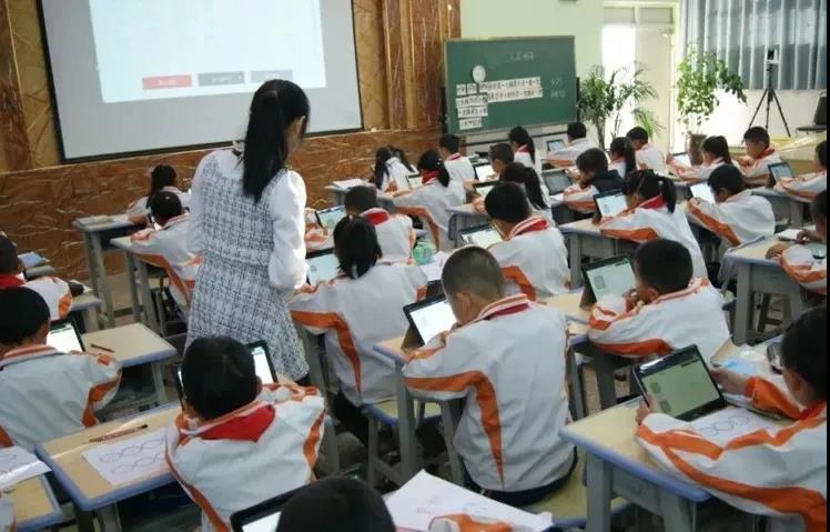 西沖小學應用智慧課堂系統開展教學創新.jpg